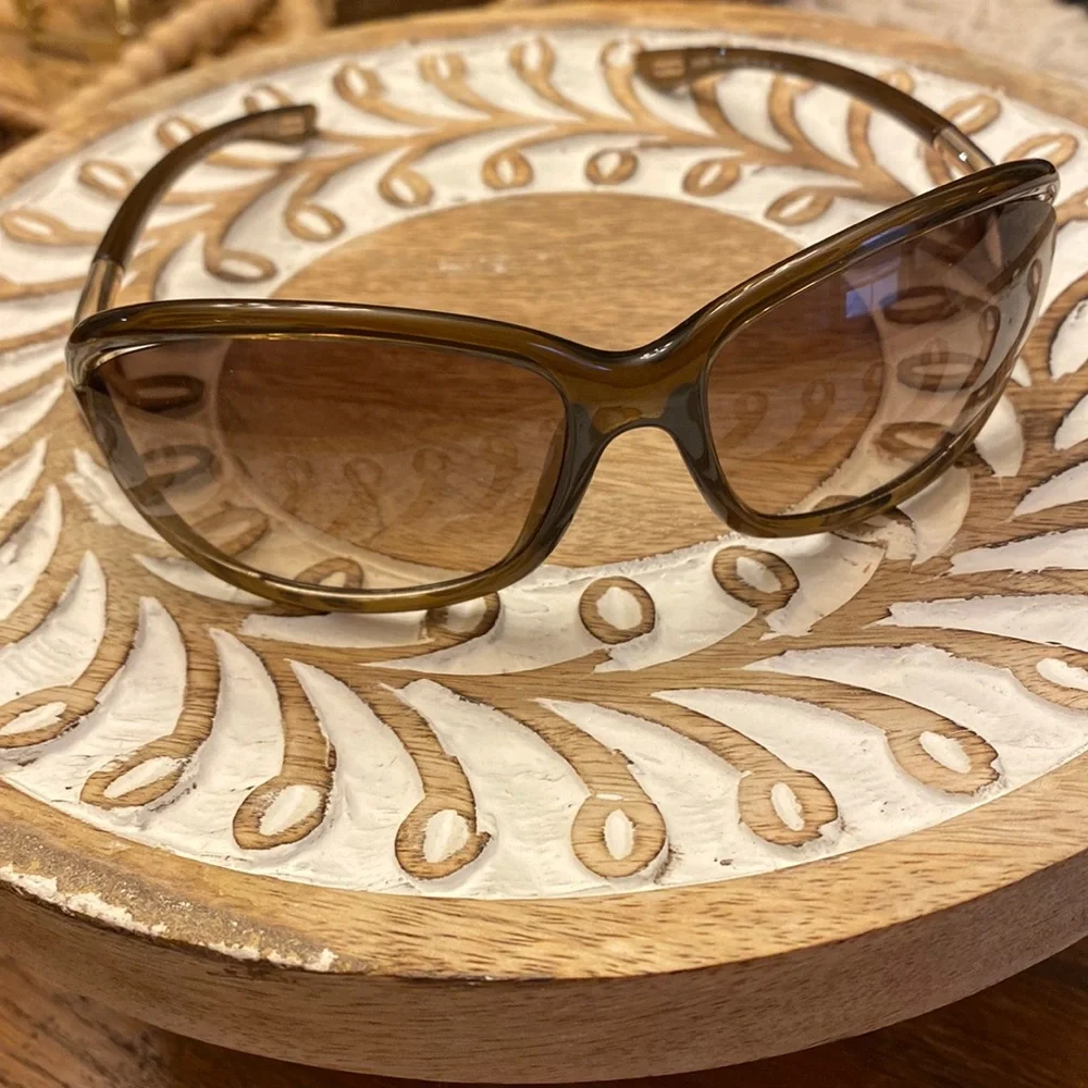 Tom Ford Sunglasses - Picture 1 of 6